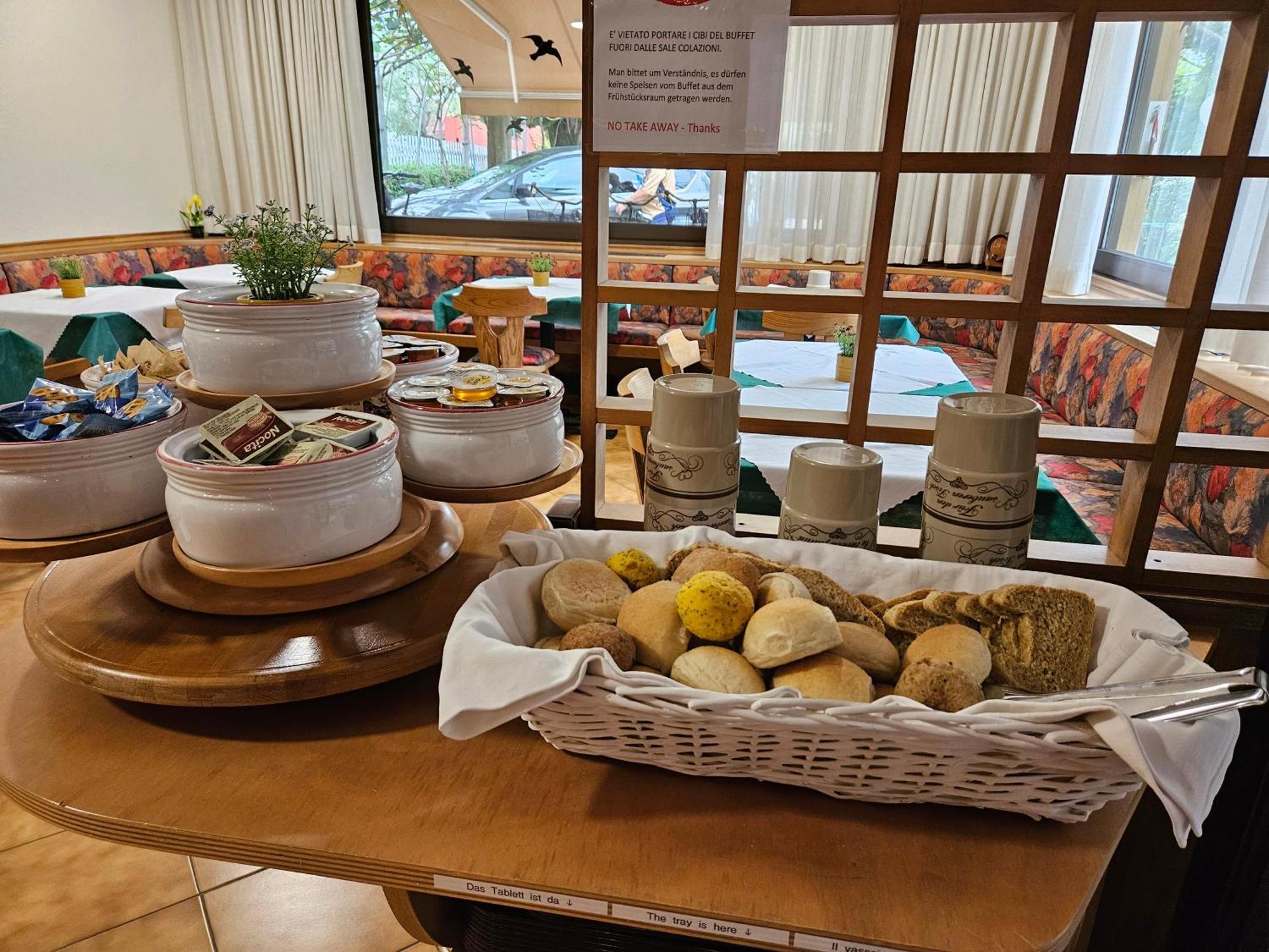 Bed and Breakfast Garni Ischia Torbole Sul Garda Екстер'єр фото