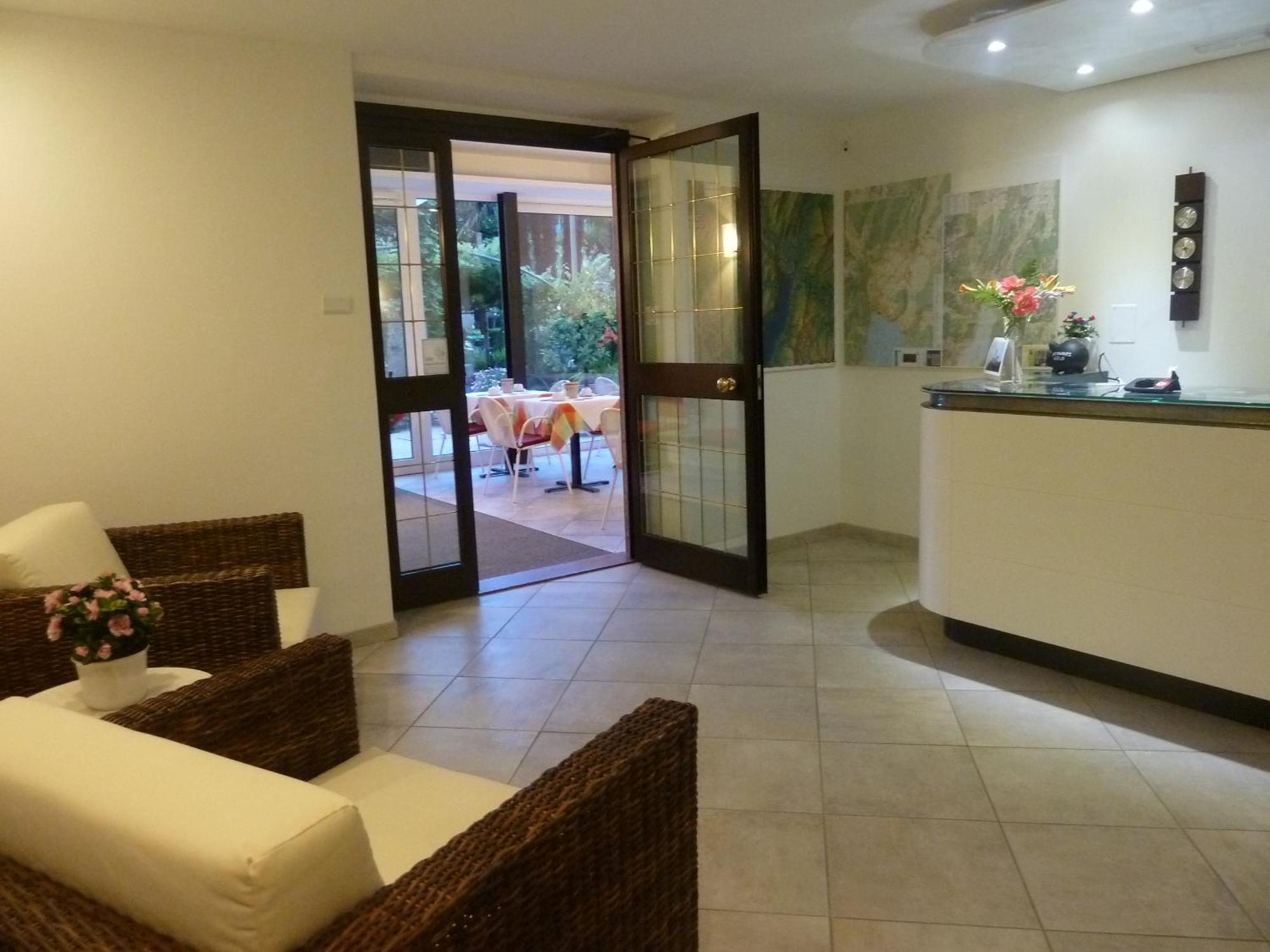 Bed and Breakfast Garni Ischia Torbole Sul Garda Екстер'єр фото