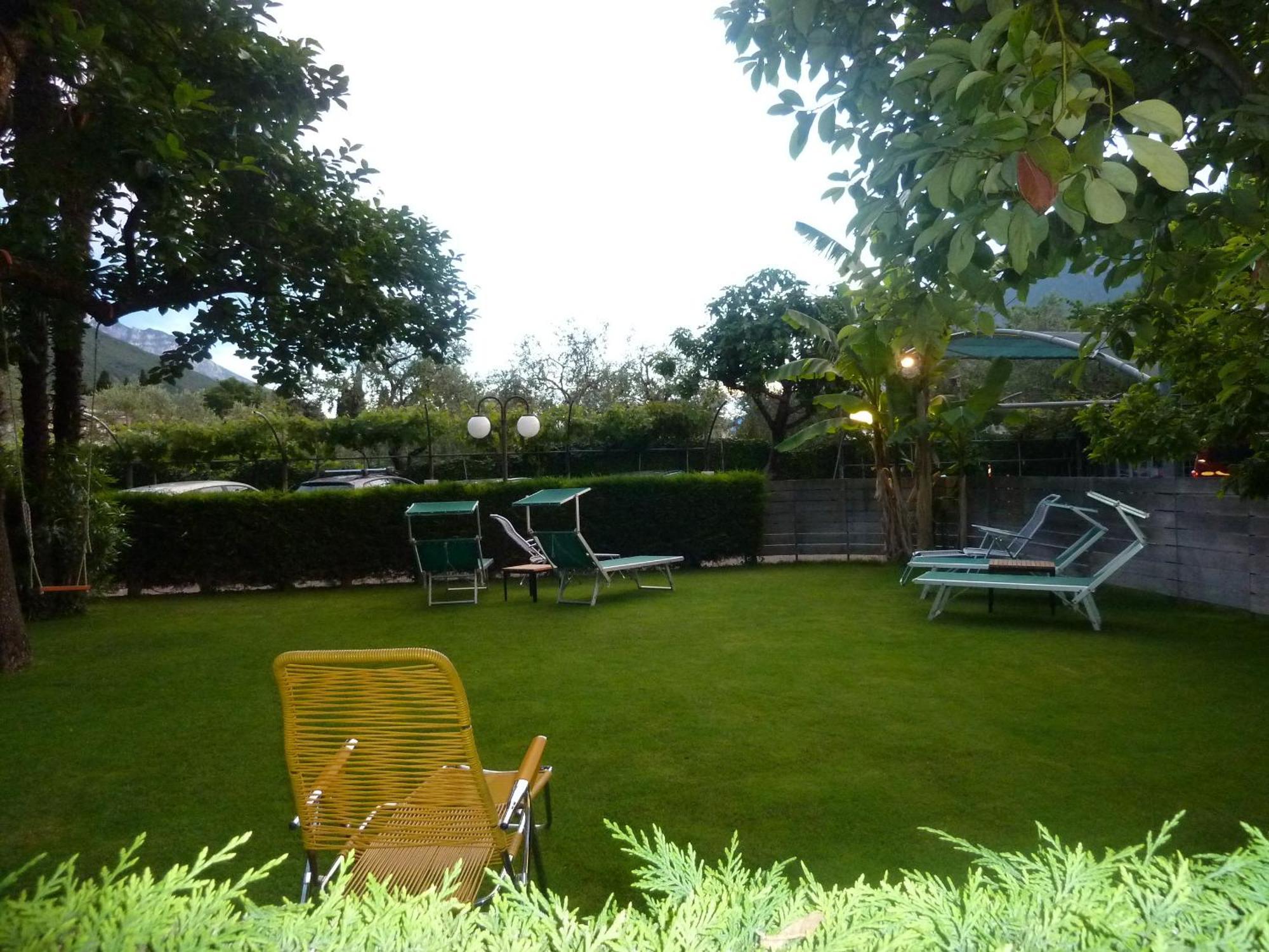 Bed and Breakfast Garni Ischia Torbole Sul Garda Екстер'єр фото