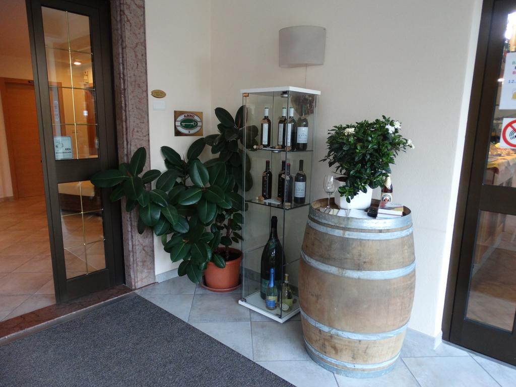 Bed and Breakfast Garni Ischia Torbole Sul Garda Екстер'єр фото